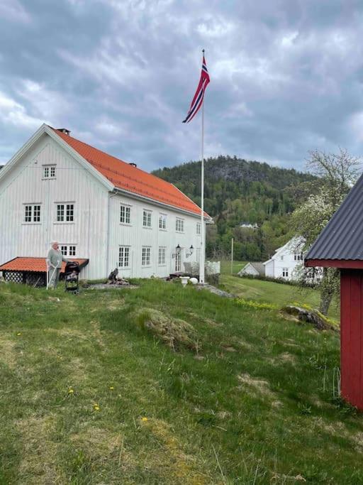 Apartment Pa 80kvm I Sondeled Risor